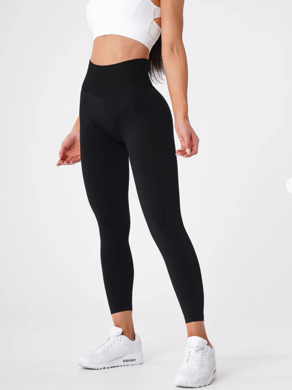 NVGTN Black Solid Seamless Leggings Small